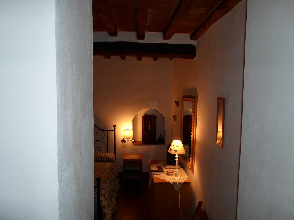 Hostal La FIABA Castellina in Chianti Habitación foto