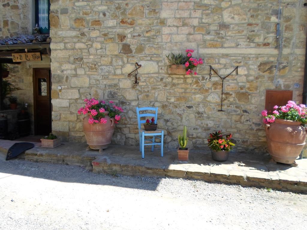Hostal La FIABA Castellina in Chianti Exterior foto