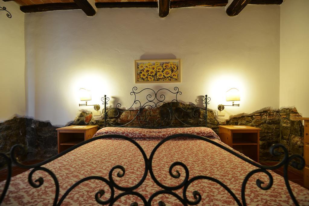 Hostal La FIABA Castellina in Chianti Exterior foto
