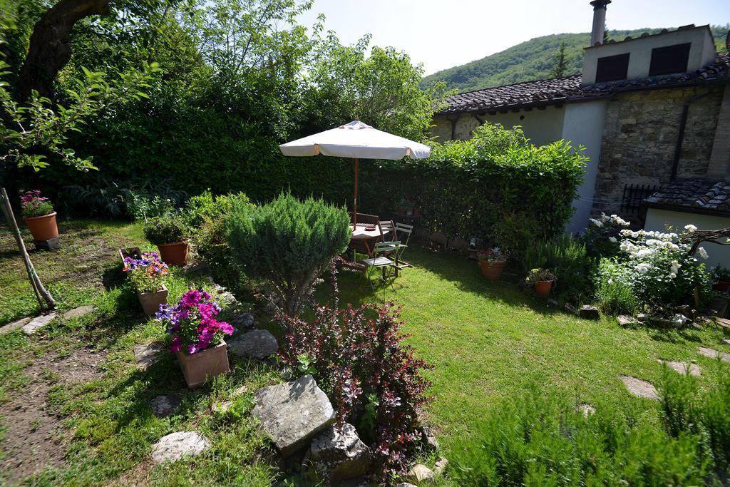 Hostal La FIABA Castellina in Chianti Exterior foto