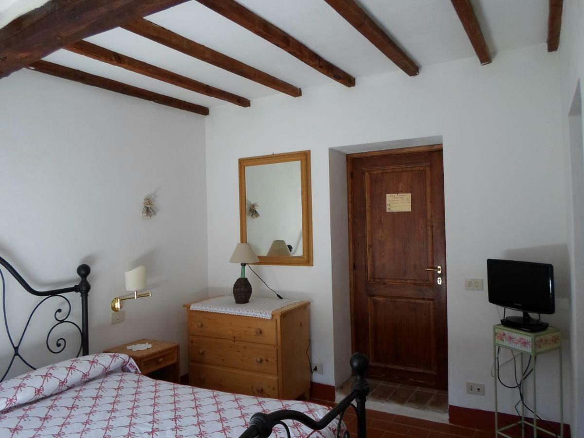Hostal La FIABA Castellina in Chianti Exterior foto