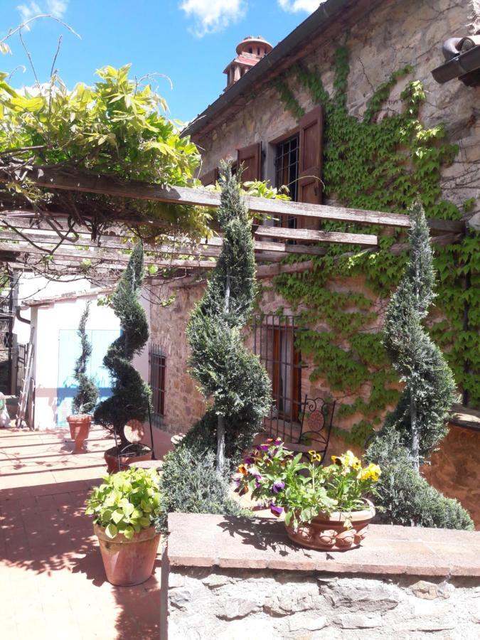 Hostal La FIABA Castellina in Chianti Exterior foto